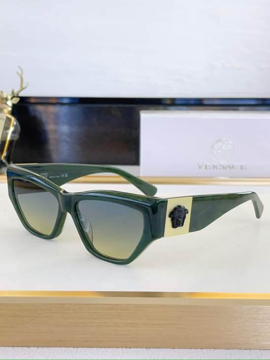 Picture of Versace Sunglasses _SKUfw80050207fw
